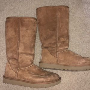 Classic brown size 10 ugg boots